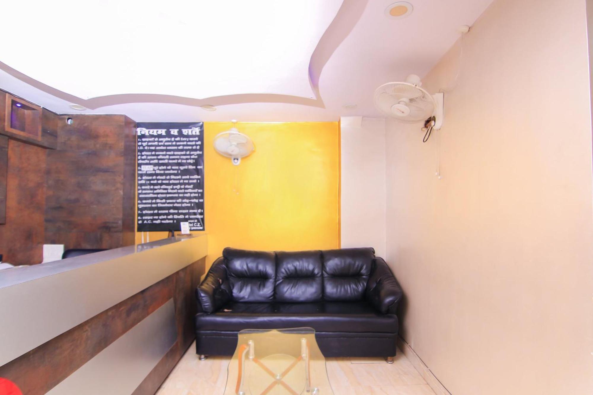 Oyo Flagship Hotel Cz Near Phoenix United 러크나우 외부 사진